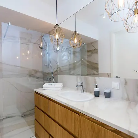 Yellow Rentyear 格但斯克