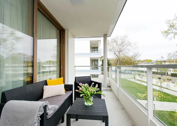 Yellow Rentyear Apartament